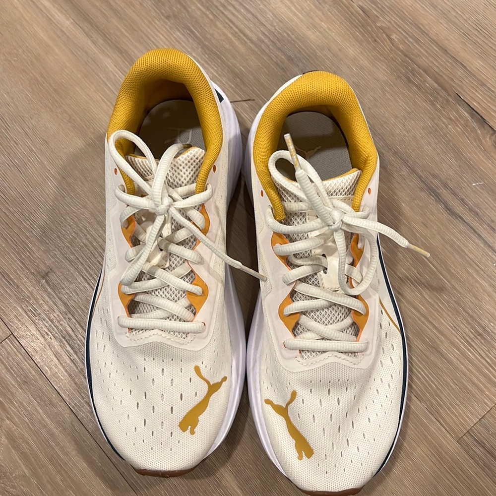 Puma Running Shoe